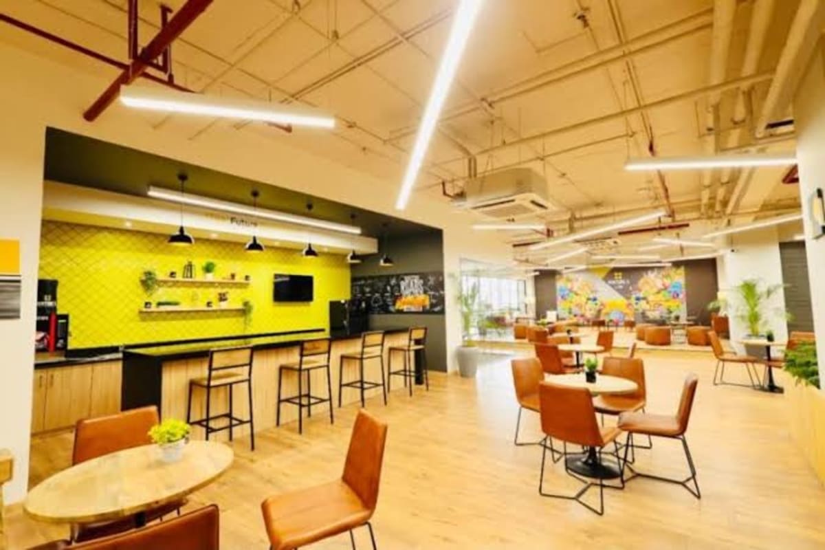 NeherBaari Coworking Space in golf course ext road — photo 6