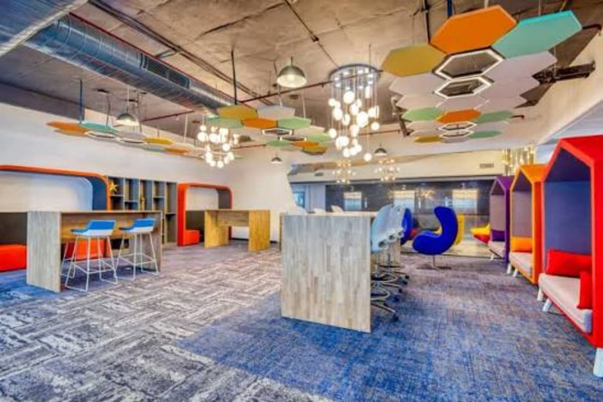 Goflex offices Coworking Space in golf course ext road — photo 6