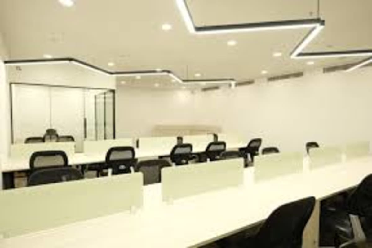 Karya IFC M3M Coworking Space in golf course ext road — photo 3