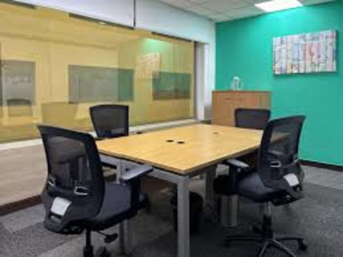 Regus - Delhi Rectangle Coworking Space in pushp vihar — photo 3
