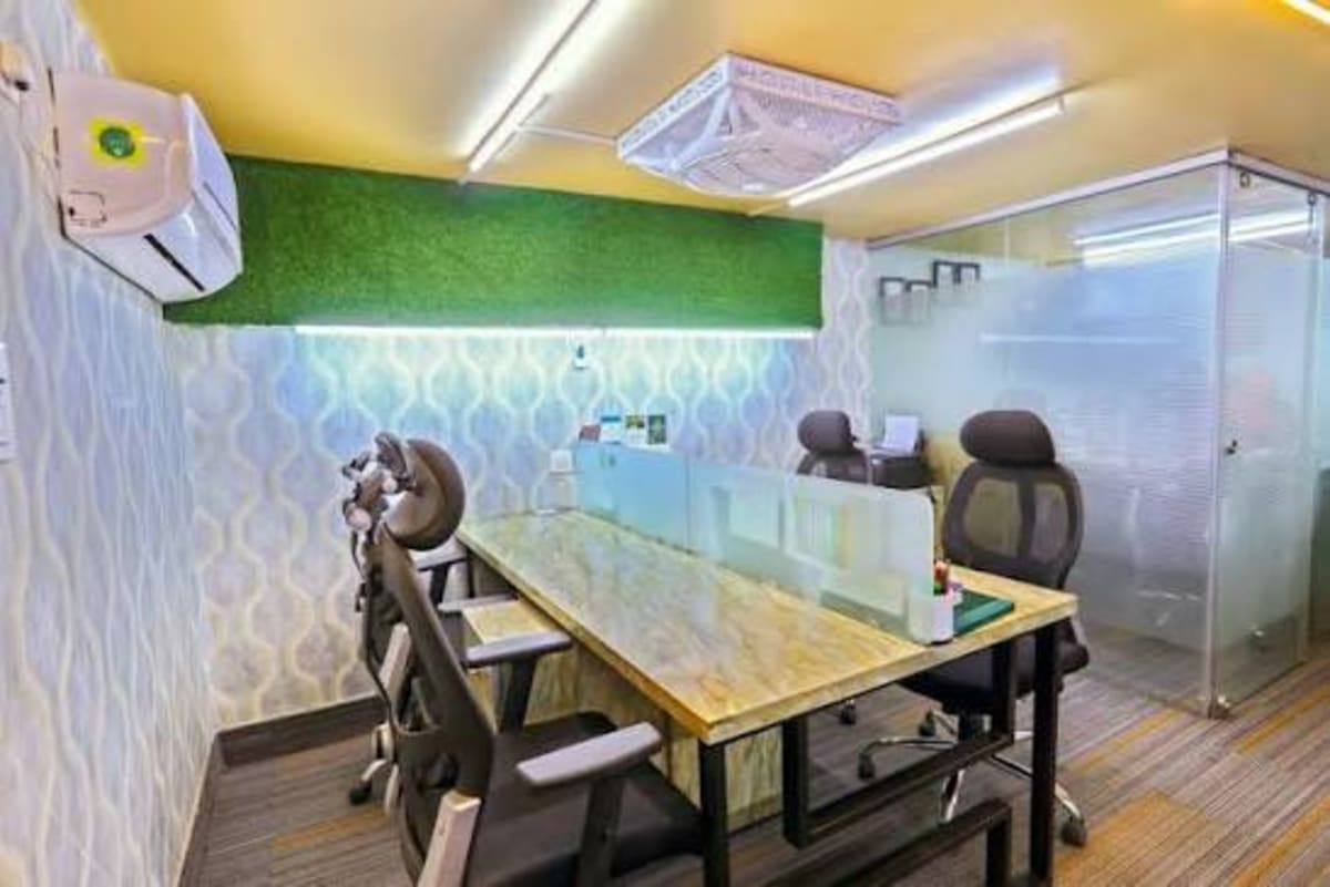 Urban Cabin Cowork Coworking Space in karol bagh — photo 1
