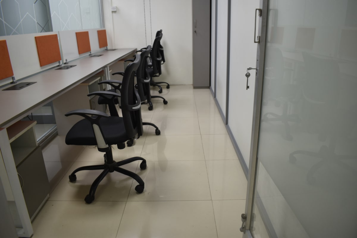 MyBranch Coworking Space in fairlands — photo 1