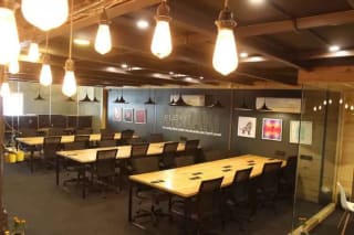 Innov8 Coworking Space in kg marg thumbnail 3