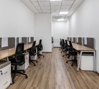 Awfis Amanora Mall Coworking Space in hadapsar thumbnail 3