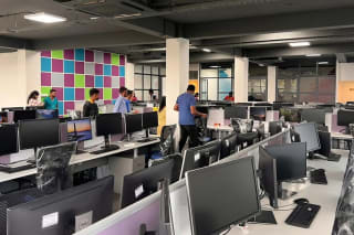 Wekreate Space - Landmark Hub Coworking Space in vijayanagar thumbnail 2