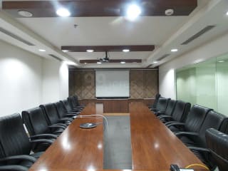 Ready to move office space on rent at Green Park, Delhi thumbnail 2