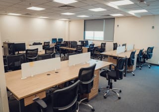 Tranquilo , Cafe & Co-works Coworking Space in newtown thumbnail 3