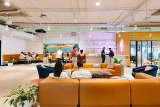 Spacyes Coworking Space in kandivali west thumbnail 5