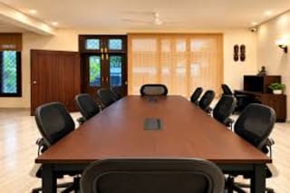 The Neighbourhood Space Coworking Space in dlf phase 2 thumbnail 3