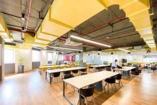 Goflex offices Coworking Space in golf course ext road thumbnail 5