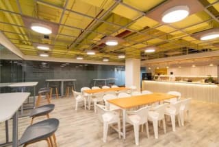 Space Creattors Coworking Space in golf course ext road thumbnail 3