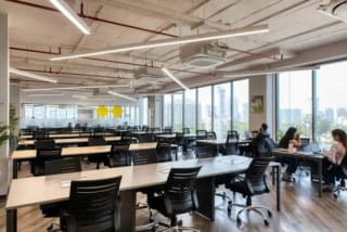 Space Creattors Coworking Space in golf course ext road thumbnail 5
