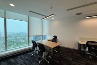 Karya IFC M3M Coworking Space in golf course ext road thumbnail 4