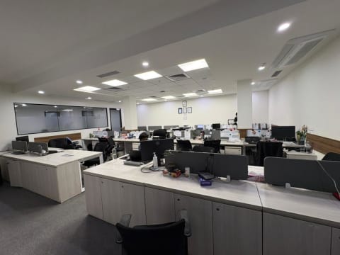 Ready to move Office space in South Delhi