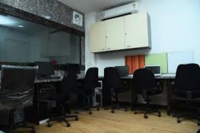 Smartpave Corporate Centre Coworking Space in esplanade — photo 2
