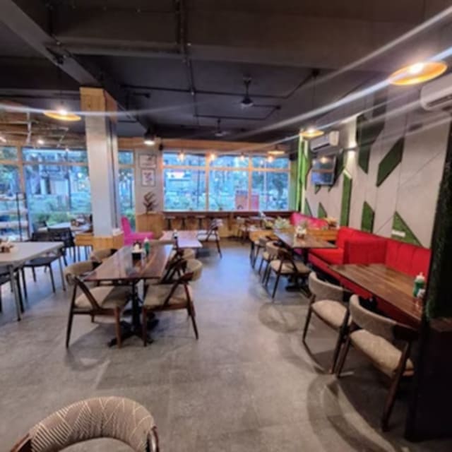 Motherland Cafe Coworking Space in chowringhee — photo 3