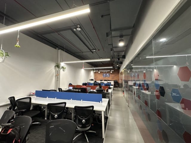 Tivra Reading Room Coworking Space in malleshwaram — photo 2