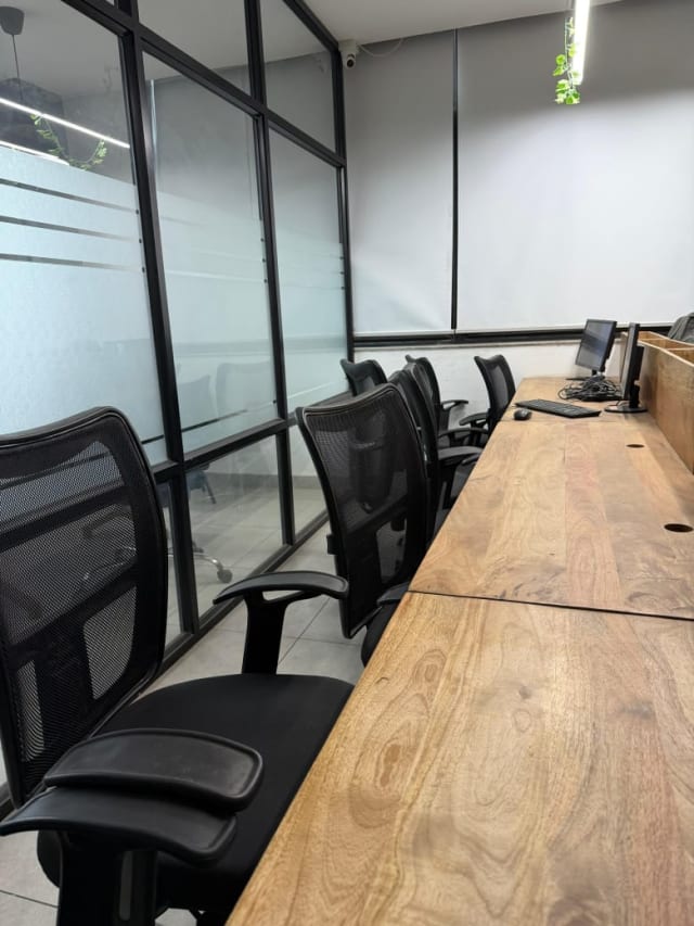 Flexihub Coworking Space — photo 3