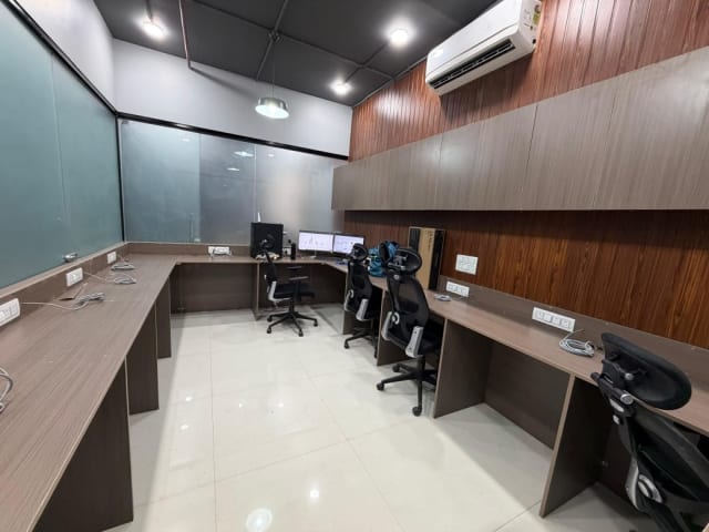 Flexihub Coworking Space — photo 4