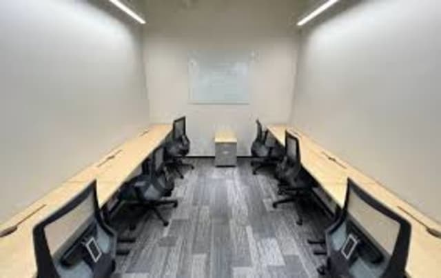 Venture X Silverton Coworking Space in golf course ext road — photo 4