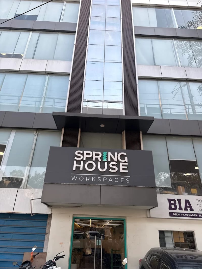 Spring House Coworking Space in janakpuri