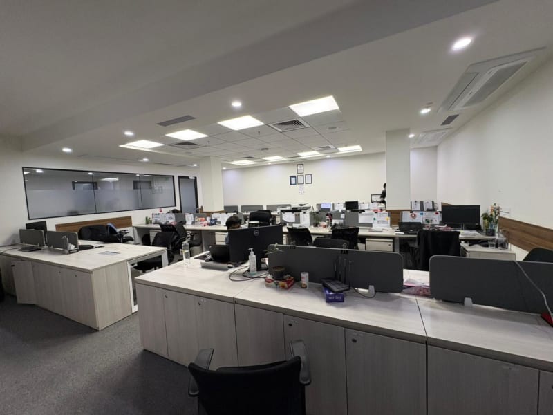 Ready to move Office space in South Delhi