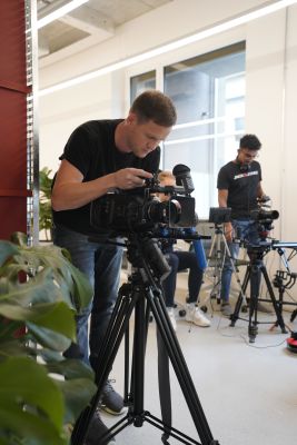 Behind the scene (Bild 1)