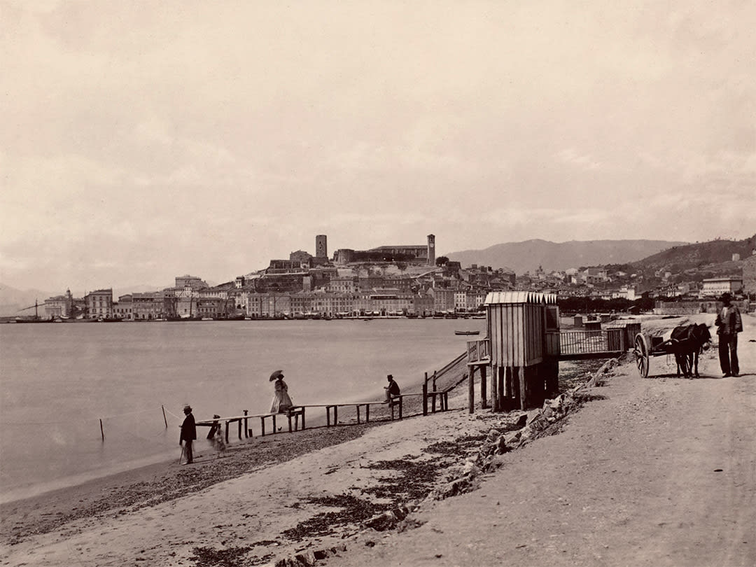 Cannes-beach