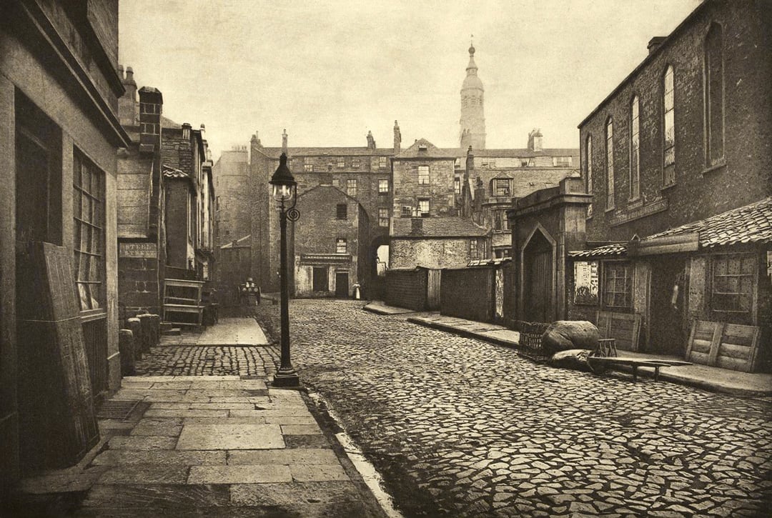 Low Green Street 