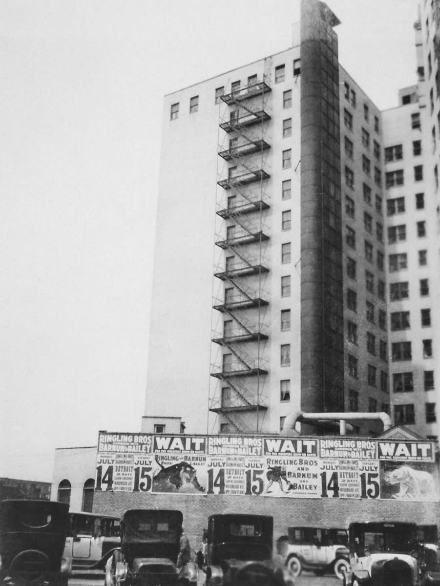 Knud Lonberg-Holm, Detroit, Rear Façade of a Hotel, 1924