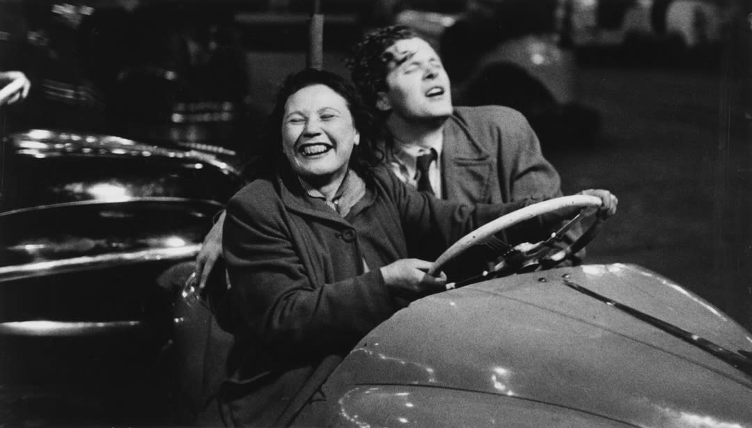 Couple, Paris, 1952. Collection of The Museum of Modern Art. Image courtesy of MoMA.