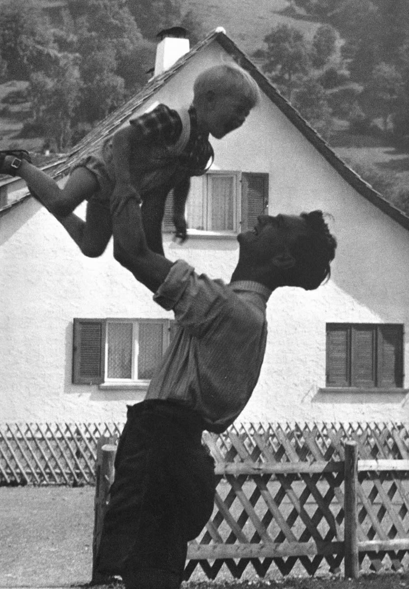 Stefan Kruckenhauser – A Village is Born