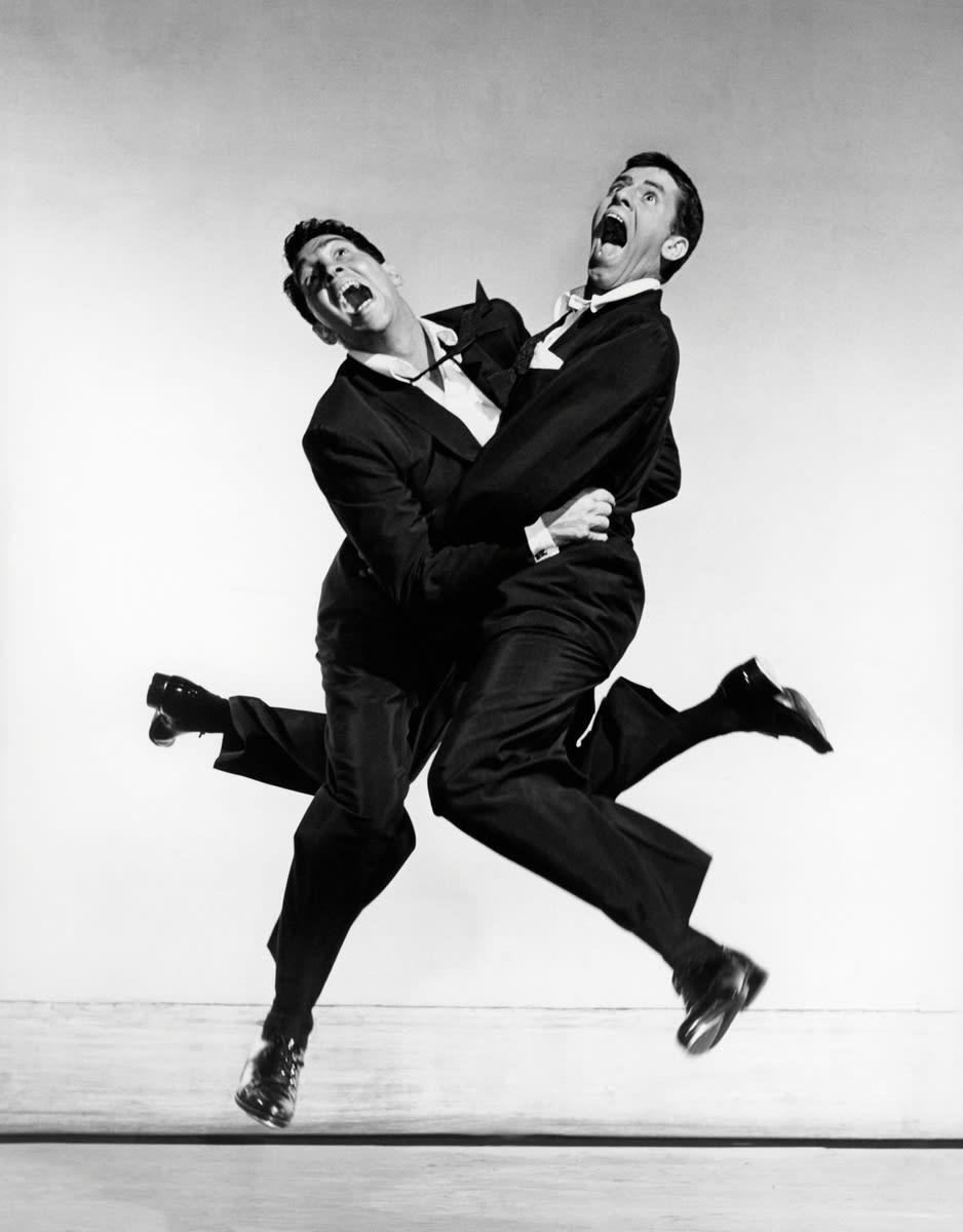 American actors Dean Martin and Jerry Lewis. 1951