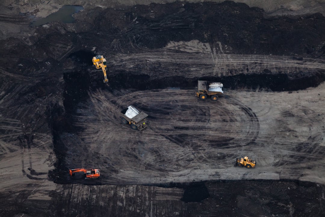 Open Pit Bitumen Mining, Fort McMurray, Alberta, Canada, 2010 © Alan Gignoux