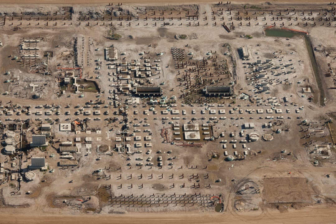 Oil Patch Construction Site, Fort McMurray, Alberta, Canada, 2014 © Alan Gignoux