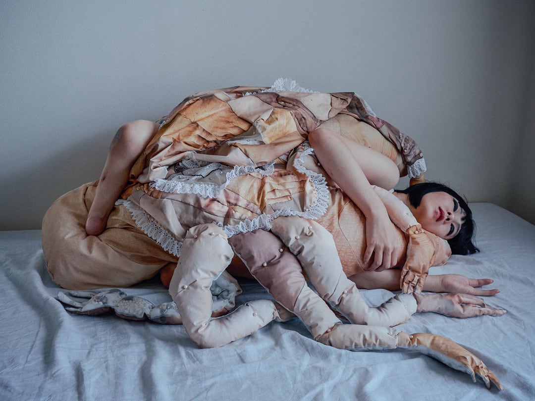 bystander #008, 2016 ©Mari Katayama, Courtesy of Galerie Suzanne Tarasieve, Paris and Yutaka Kikutake Gallery, Mari Kataya...