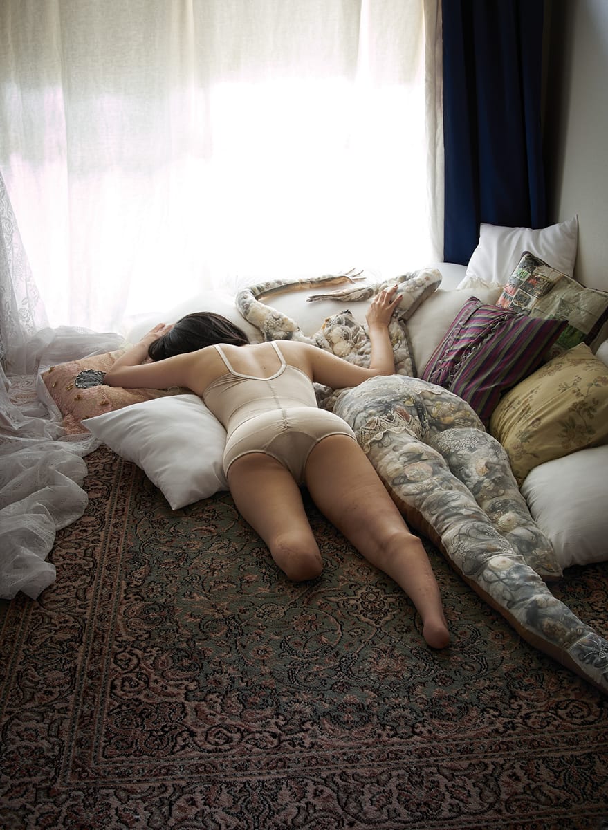 Thus I exist #002, 2015 ©Mari Katayama, Courtesy of Galerie Suzanne Tarasieve, Paris and Yutaka Kikutake Gallery, Mari Kat...