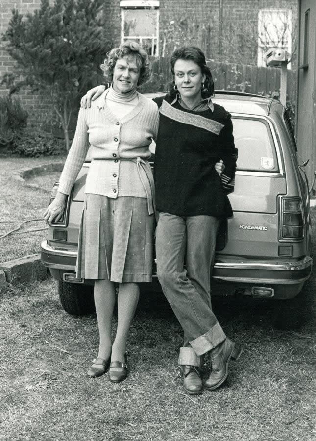 Bon and Robin, 1976