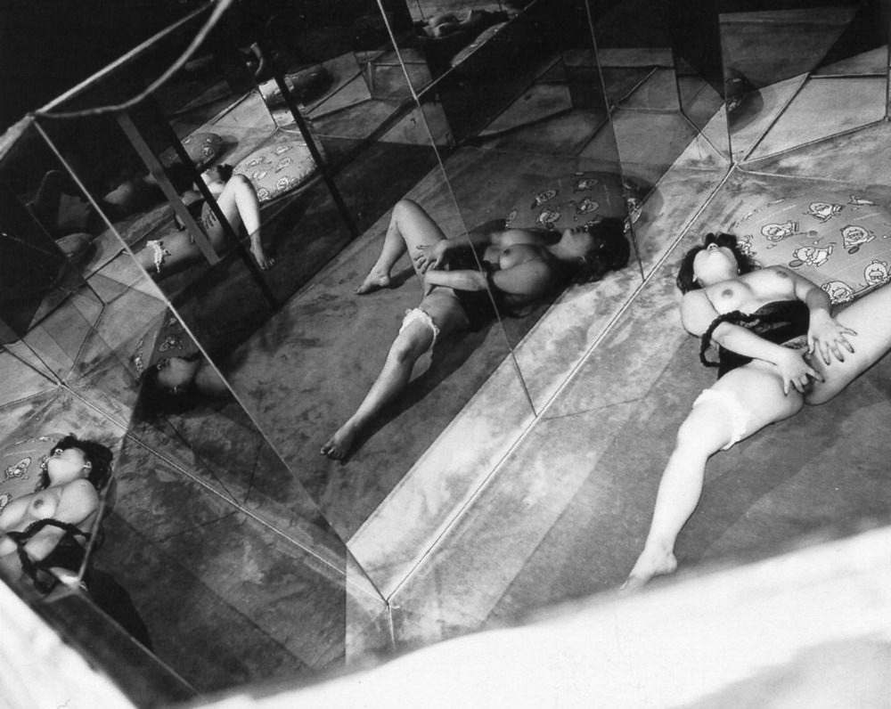 ARAKI, Tokyo Lucky Hole von A.A.V.V.: MORBIDA | STUDIO PRESTIFILIPPO NUNZINA MARIA PIA