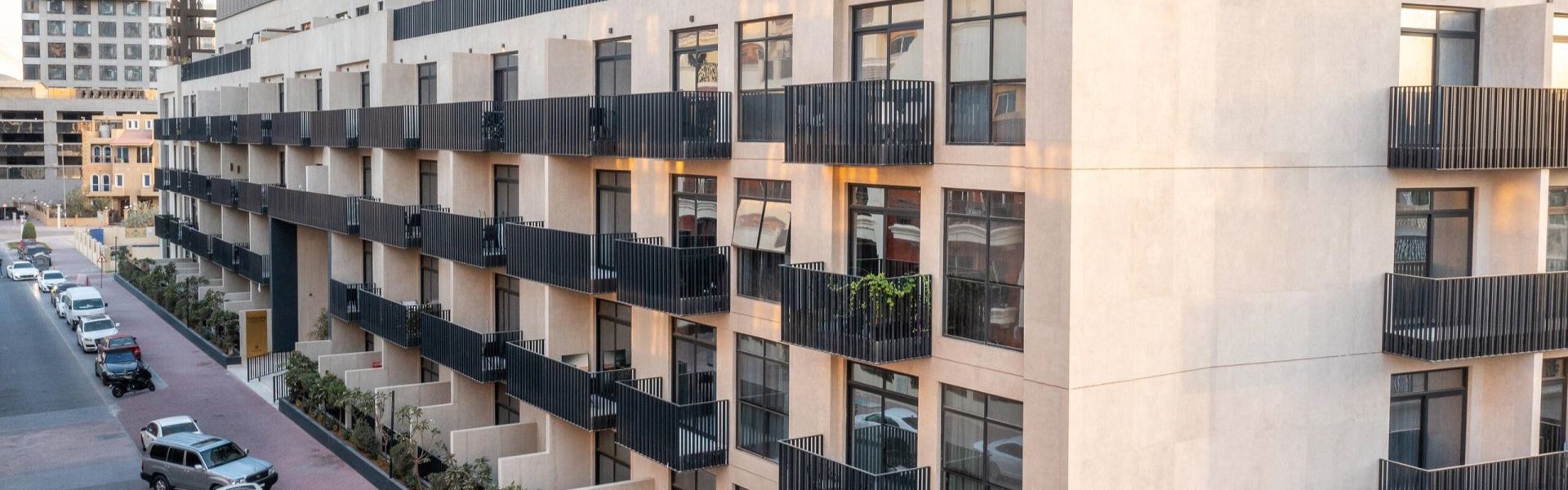 1 BR Apartment For Rent In Beverly Residence