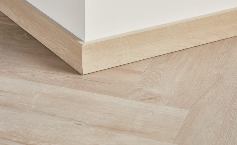 Plinthe Density Tostado 68 x 1850 mm