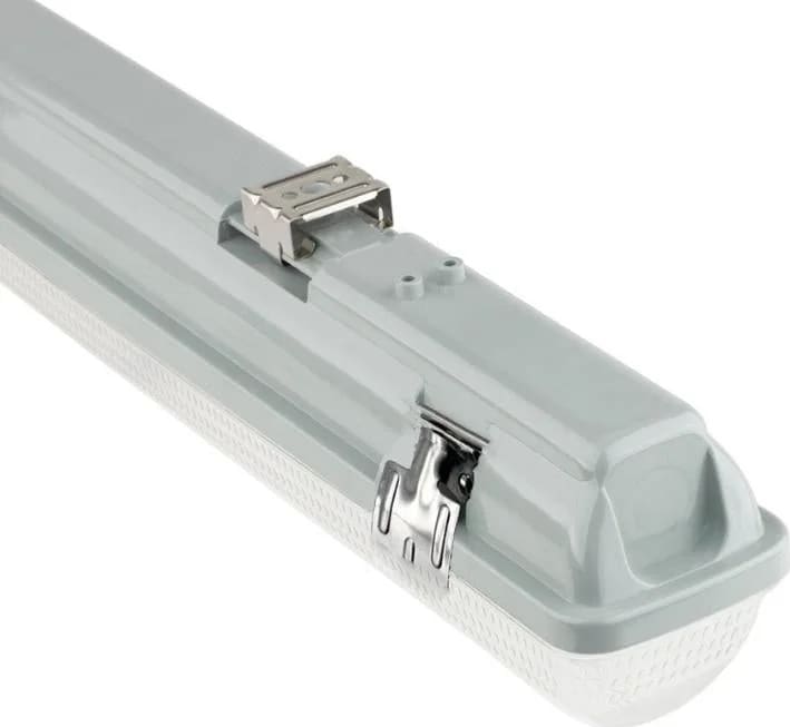 Réglette étanche polycarb avec lamp T8 Led 1x9w 6500k 6