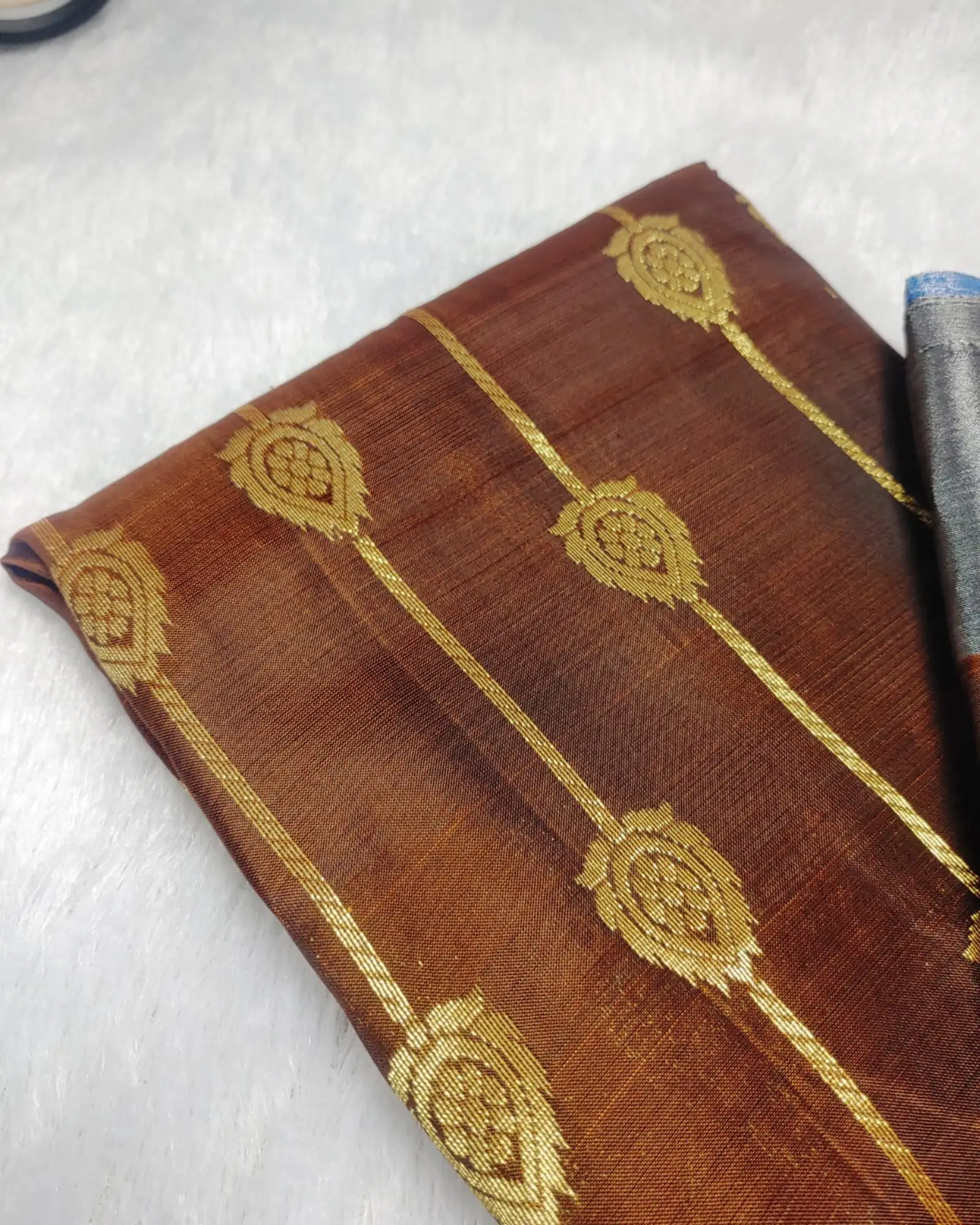 Siray pattu