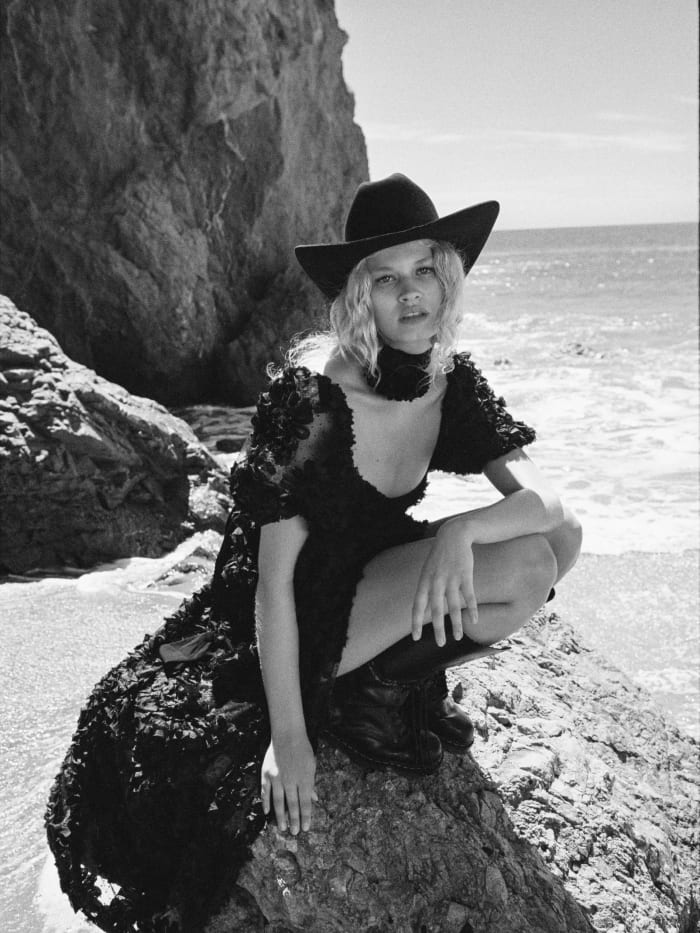 For Love And Lemons Fll Holiday 2022