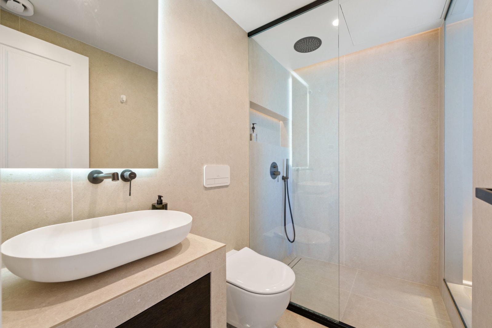 Renovated Scandinavian-Style Duplex Penthouse with Private Pool and Panoramic Views in La Cerquilla - Image 31