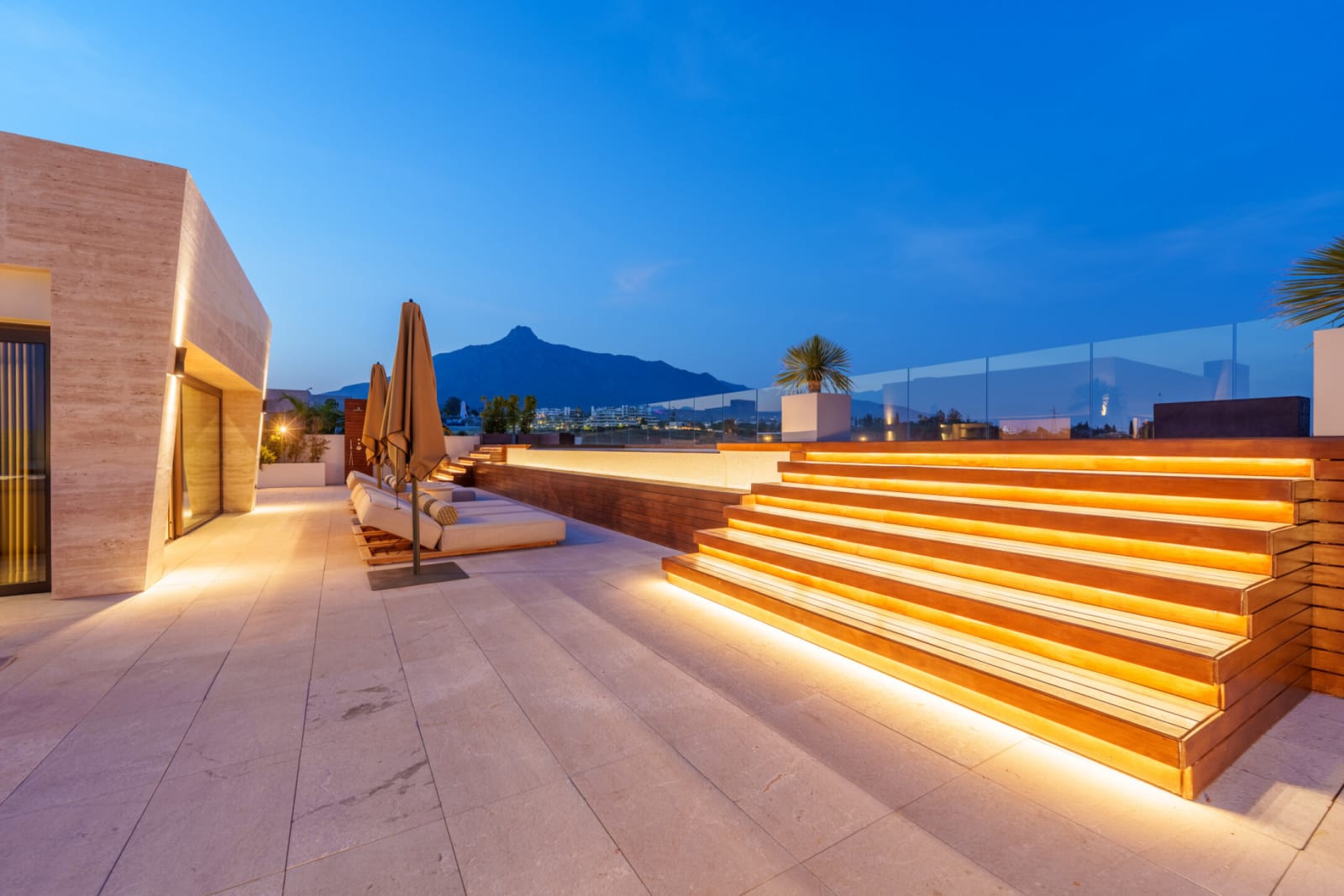Skyvilla 6 - Image 33
