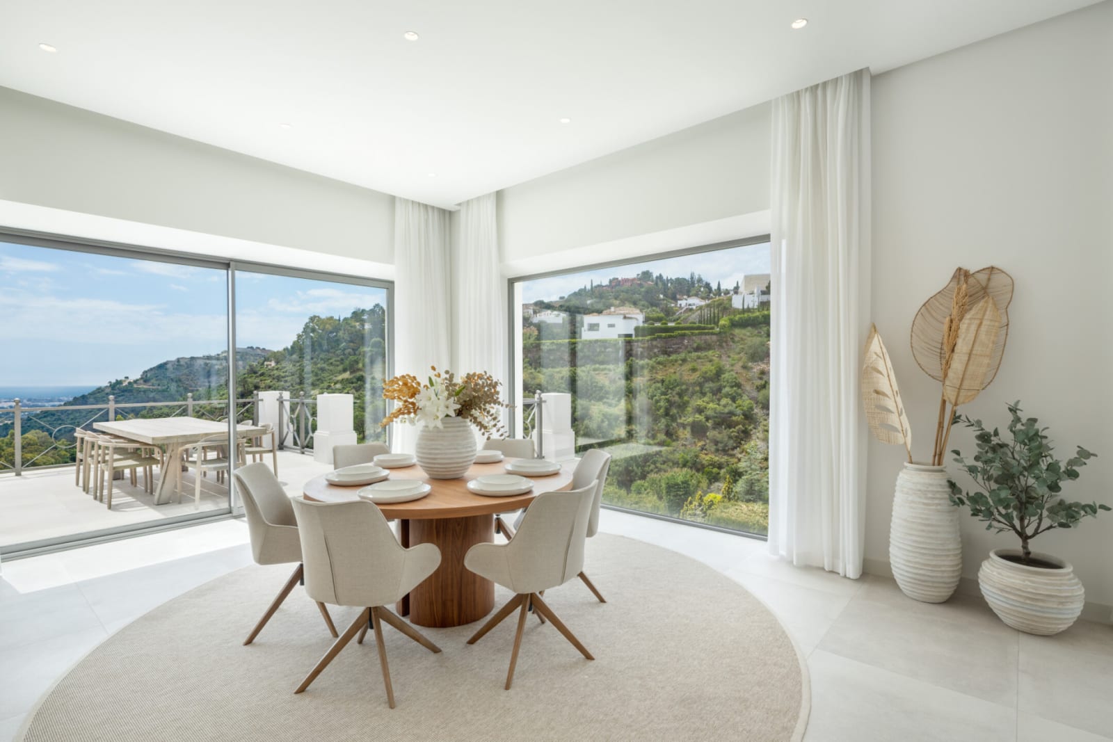 Fully renovated villa in el Madroñal - Image 11