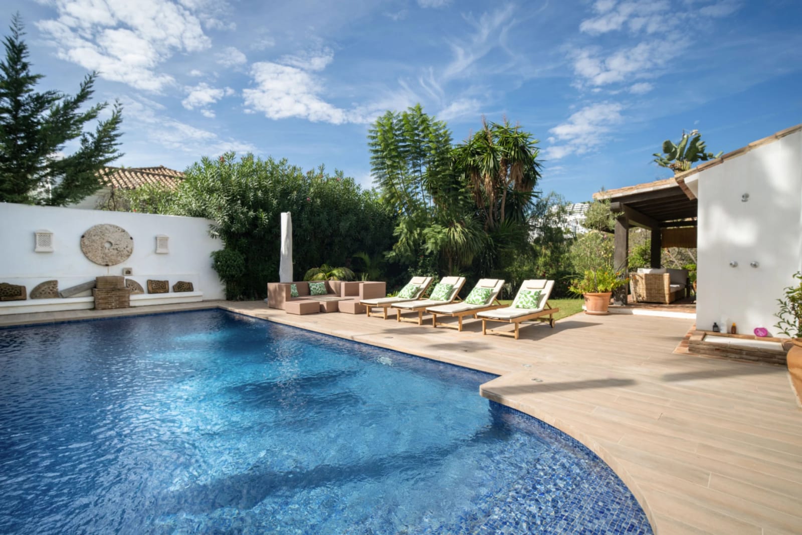 Charming Mediterranean Property on the Frontline of Golf in La Quinta, Benahavis - Image 19