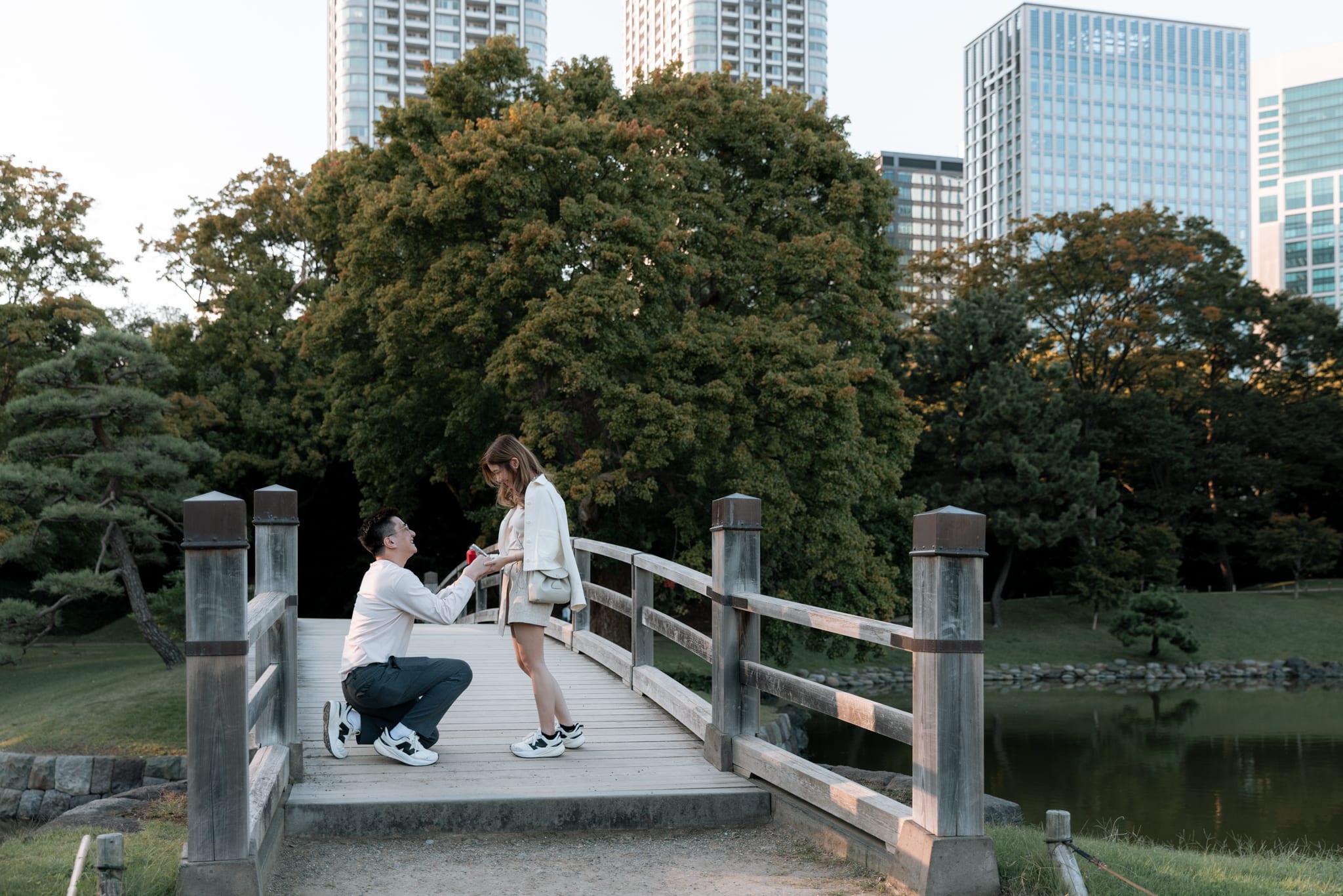 Tokyo Surprise Proposal Photographer