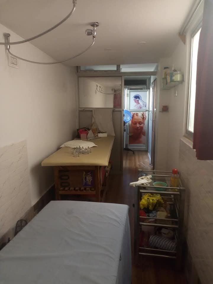 Therapeutic exercise session near Naihati